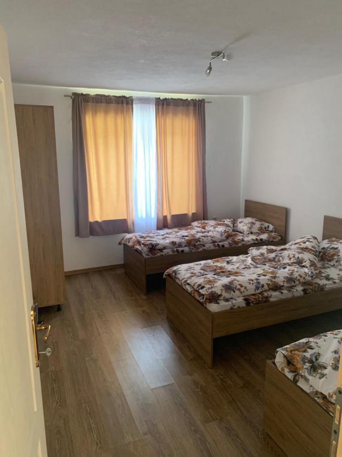 Lejla'S Guesthouse Gusinje ภายนอก รูปภาพ